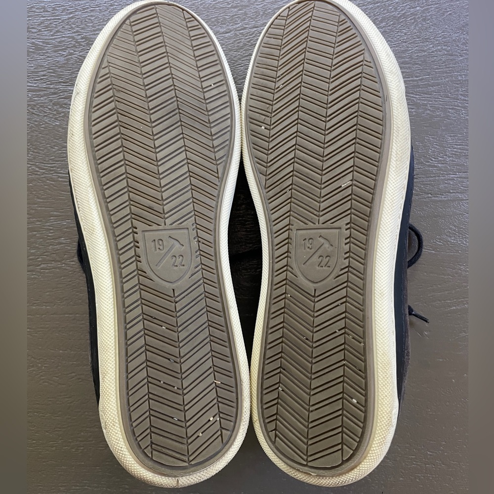 Allen Edmonds Porter Derby Sneaker, Grey/Brown Suede, size 10D, very light wear - Picture 5 of 5